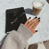 200 Neutral Girl Boss Stock Photos – PLR & MRR Included - socuteagency