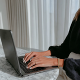 200 Neutral Girl Boss Stock Photos – PLR & MRR Included - socuteagency